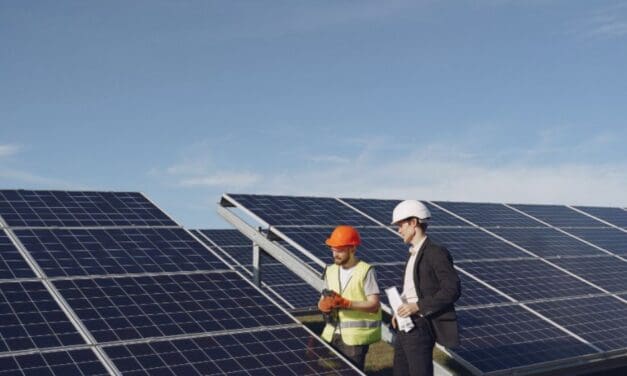 Solar Shingles vs. Traditional Panels: Comparing Performance, Payback, and Appearance