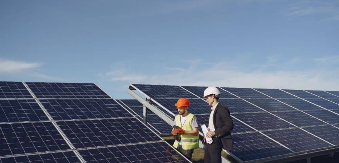 Solar Shingles vs. Traditional Panels: Comparing Performance, Payback, and Appearance